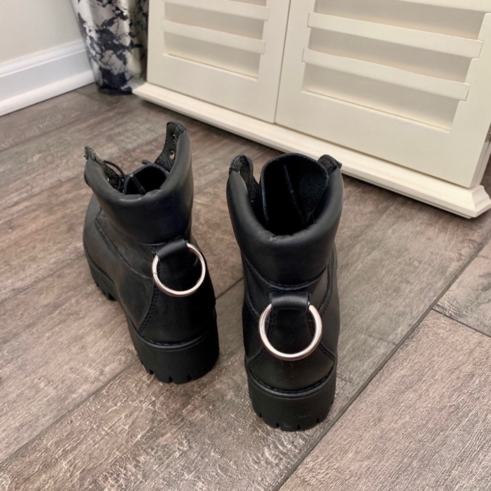 STEVE MADDEN Black Leather Combat/Work Boot with Laces | Size 7 - Picture 4 of 7